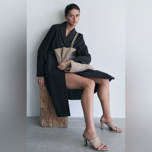 🔥🔥Zara Women's Tan Suede Heeled Sandals - Picture 4 of 6